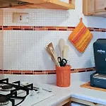 3 Bedroom Lovely In * Dolonne