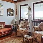 Hébergement de vacances 3 Bedroom Lovely In