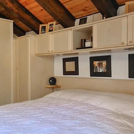 3 Bedroom Cozy In 펜션 Dolonne